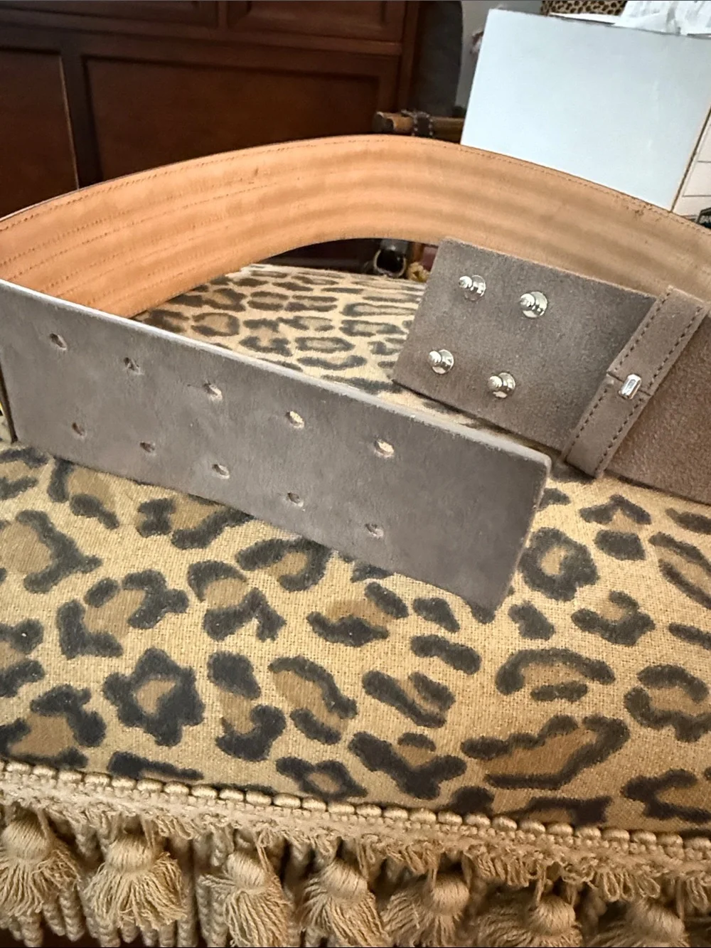Wide Leather Belt - Lafayette 148. Size Medium